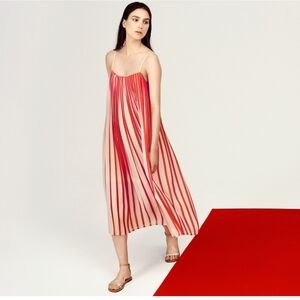 CLUB MONACO red flowy dress size 4